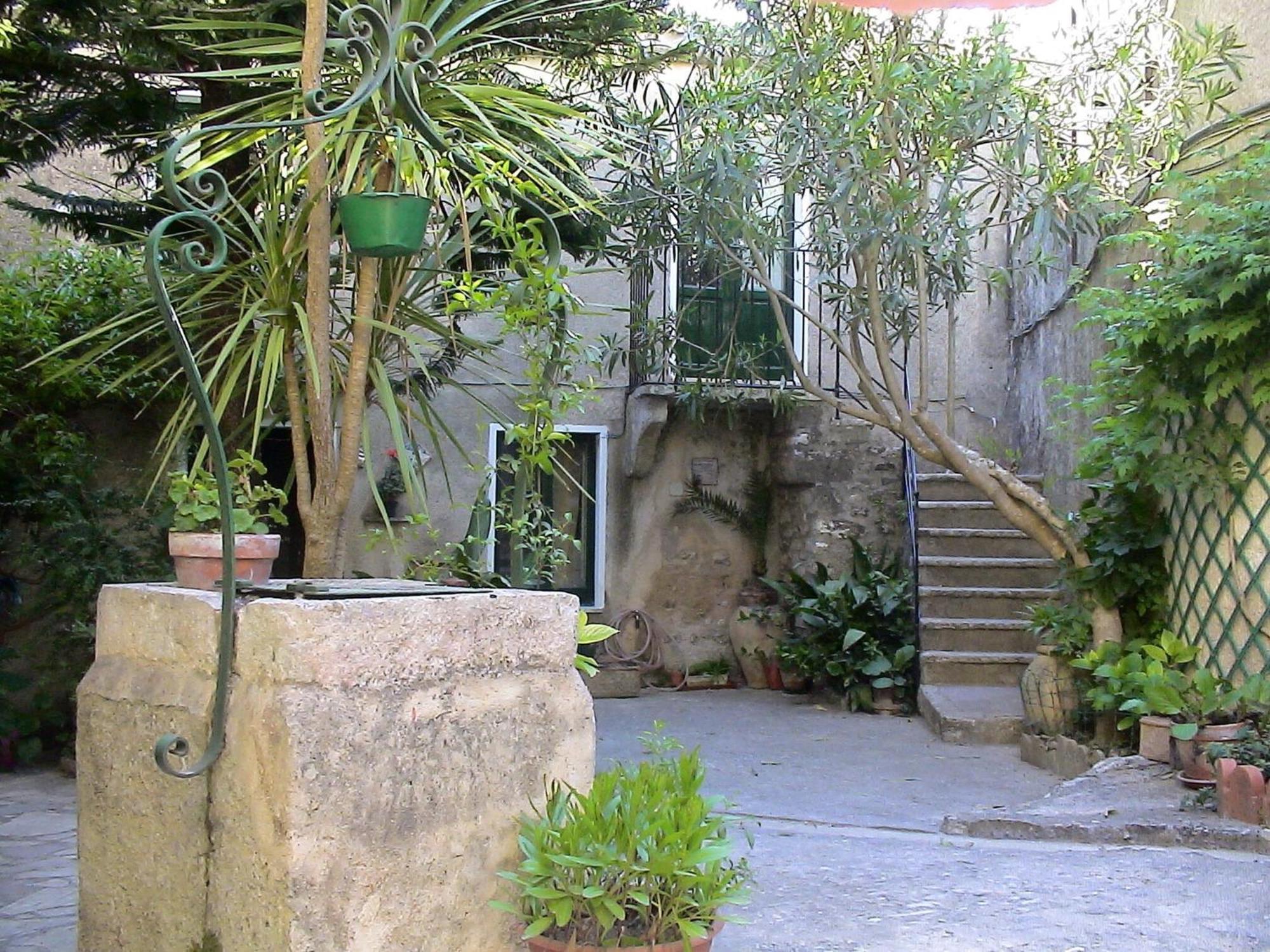 Cortile Via Sales 11 Apartment Erice Bagian luar foto